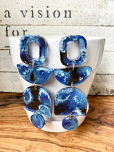 Load image into Gallery viewer, Asiko