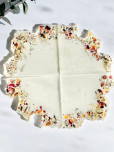 Load image into Gallery viewer, Dried Flower Pie Coasters
